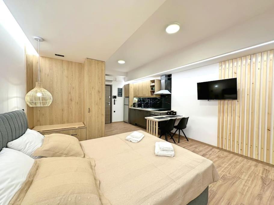 Oasis Luxury Apartments Eretria  Ngoại thất bức ảnh