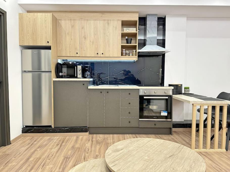 Oasis Luxury Apartments Eretria  Ngoại thất bức ảnh