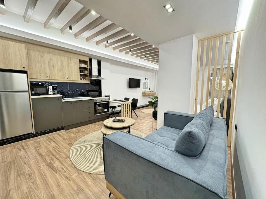 Oasis Luxury Apartments Eretria  Ngoại thất bức ảnh