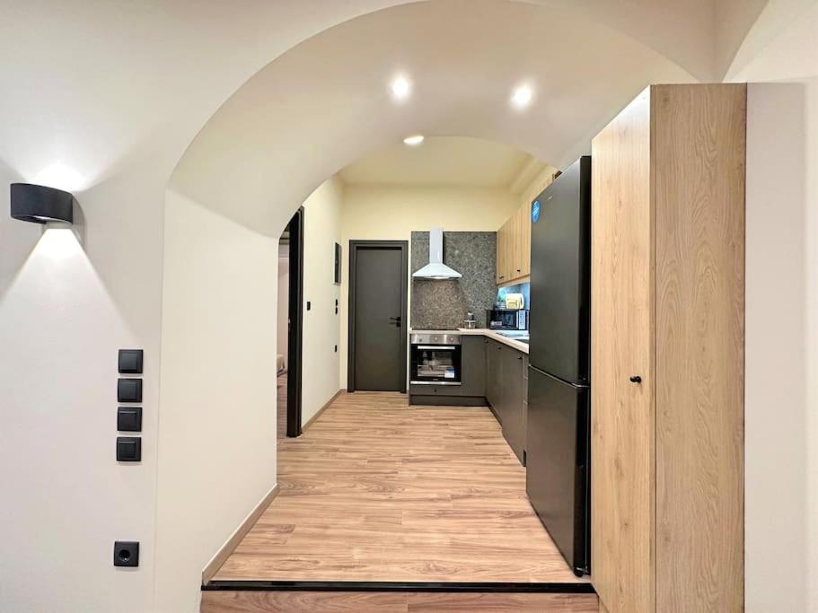 Oasis Luxury Apartments Eretria  Ngoại thất bức ảnh